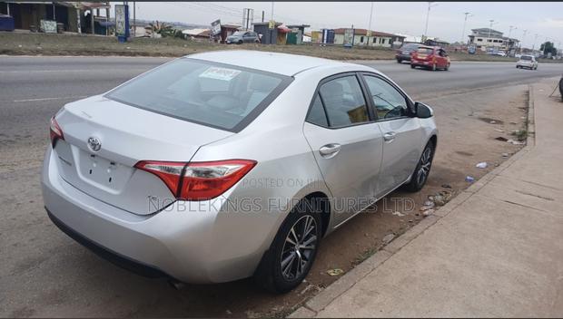 Toyota Corolla 2016 Silver