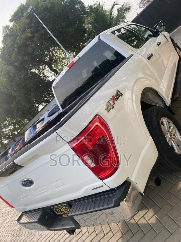 Ford F-150 2022 White