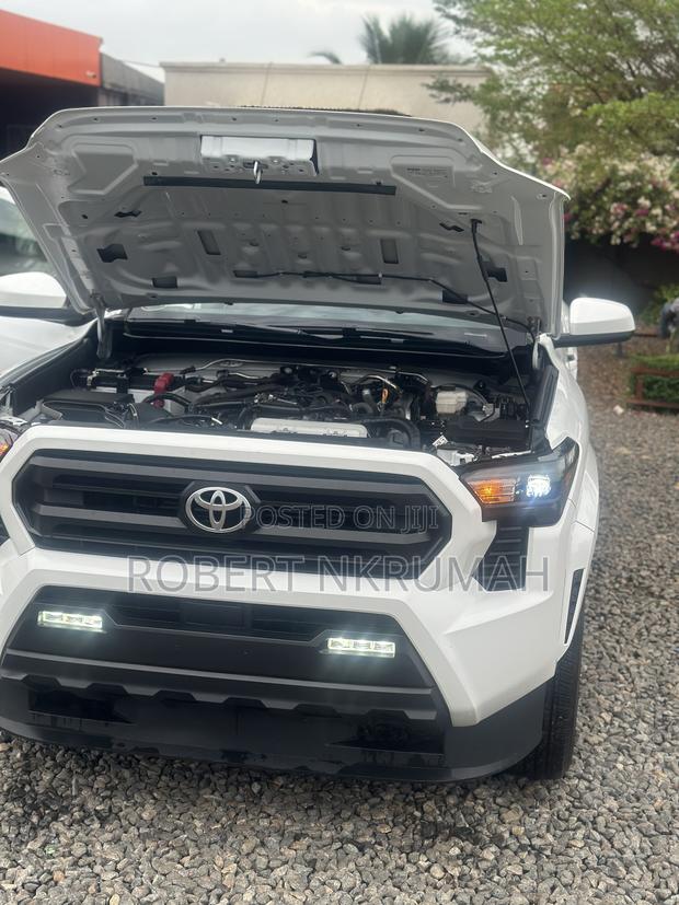 Toyota Tacoma SR5 Access Cab 6' Bed AT 2024 White