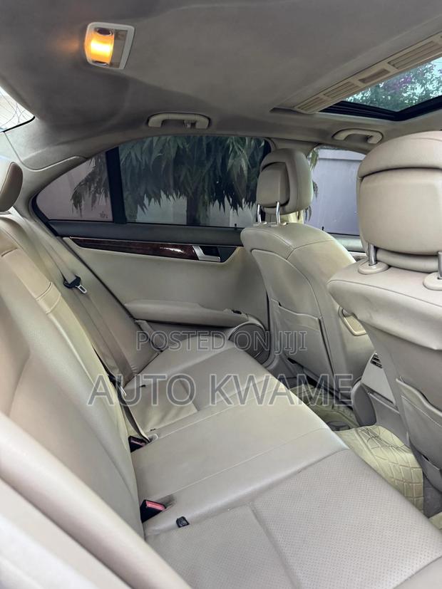 Mercedes-Benz C300 Luxury 4Matic Sedan AWD (3.0L 6cyl 7A) 2012 Black