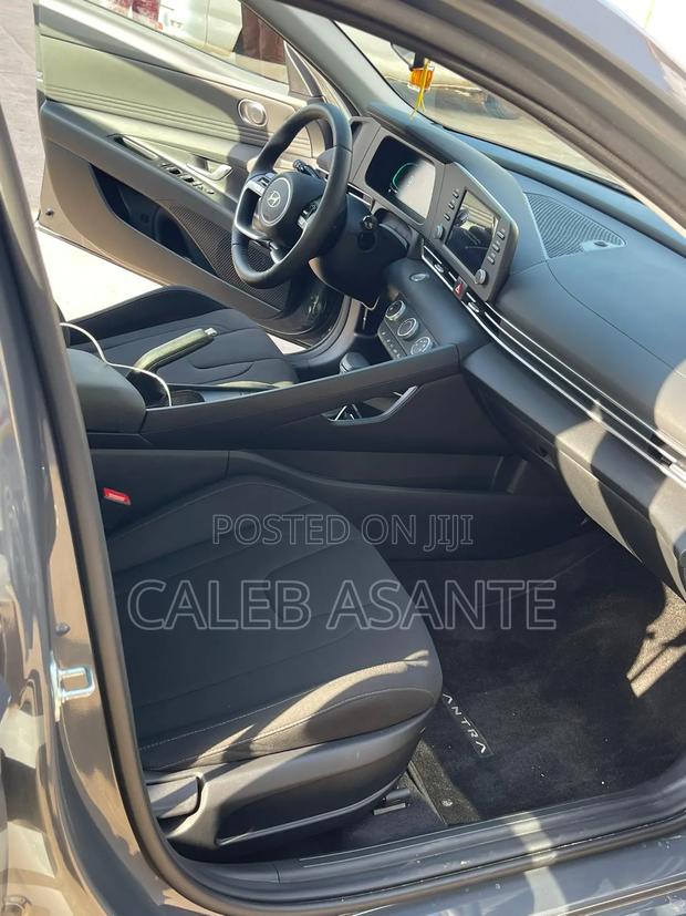 New Hyundai Elantra SEL Sport IVT 2025 Gray