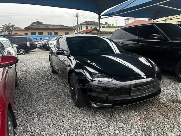 Tesla Model 3 60 kWh 2022 Black