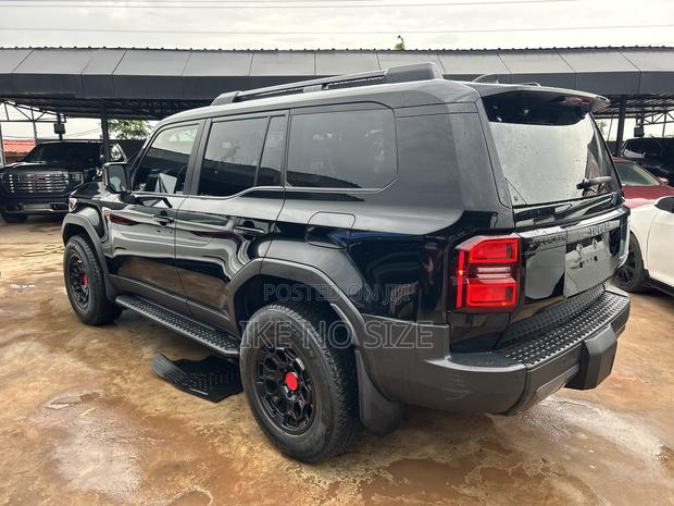 Toyota Land Cruiser Prado 2025 Black
