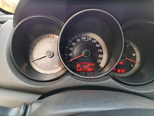 Kia Cerato 2012