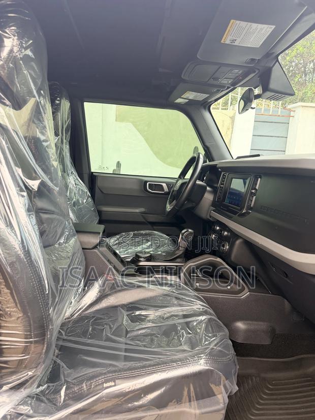 Ford Bronco 2022 Blue