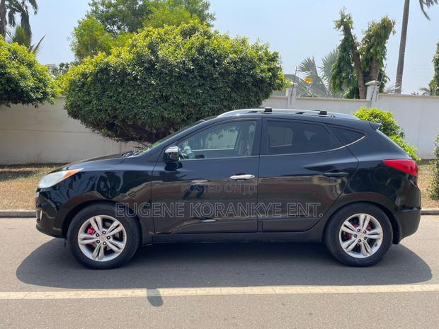 Hyundai Tucson SE AWD 2014 Black