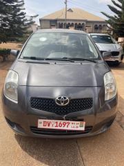 Toyota Yaris Base Hatchback 5dr 2010 Gray for sale