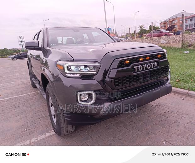 Toyota Tacoma TRD Sport 2019 Gray