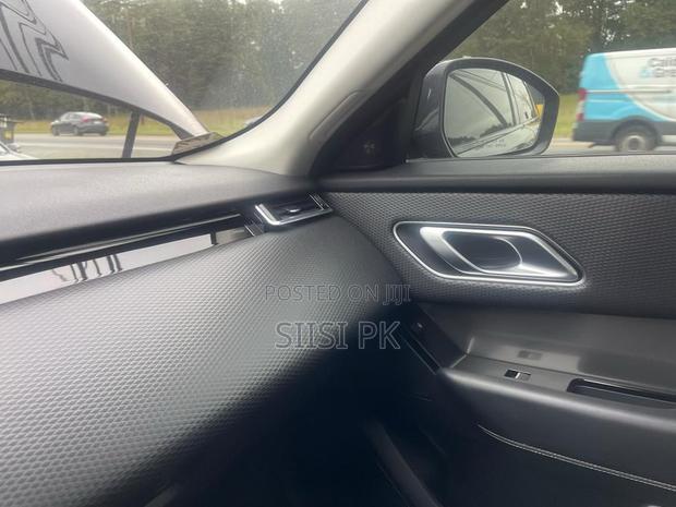 Land Rover Range Rover Velar 2019 Black