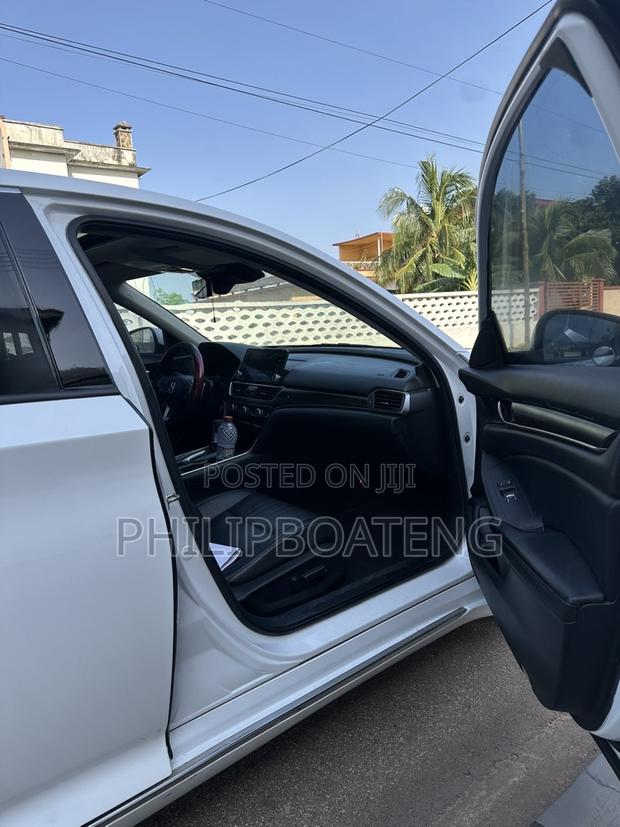 Honda Accord 2019 White