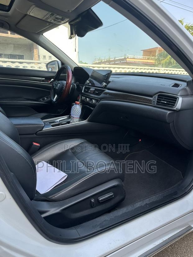 Honda Accord 2019 White