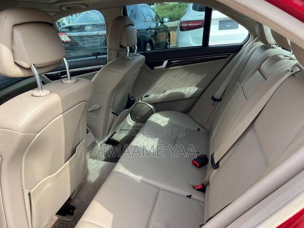 Mercedes-Benz C250 2014 Red
