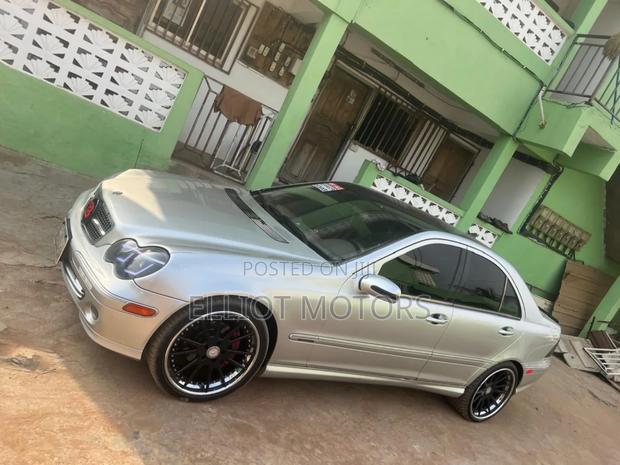 Mercedes-Benz C250 2010 Silver