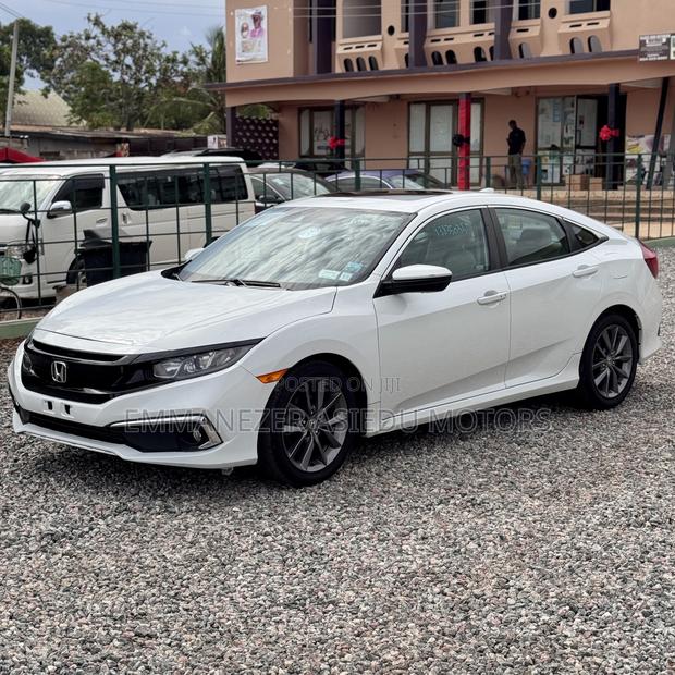 Honda Civic EX Sedan 2019 White