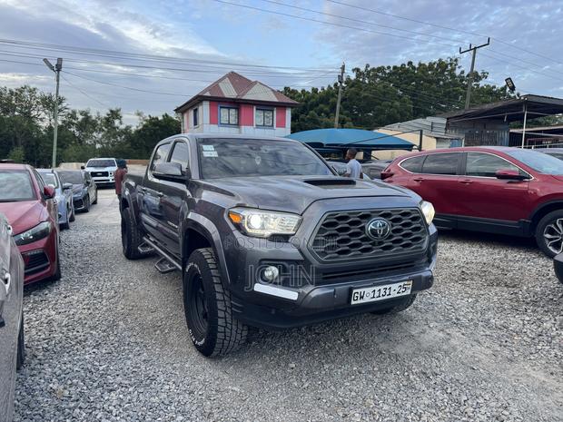 Toyota Tacoma TRD Sport 2021 Gray