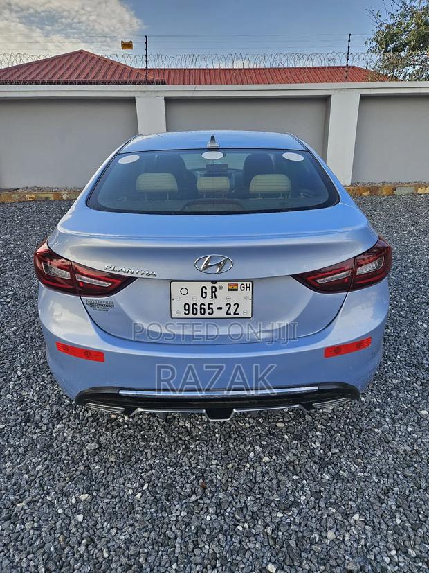 Hyundai Elantra 2012 Blue