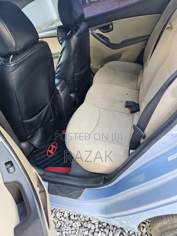 Hyundai Elantra 2012 Blue