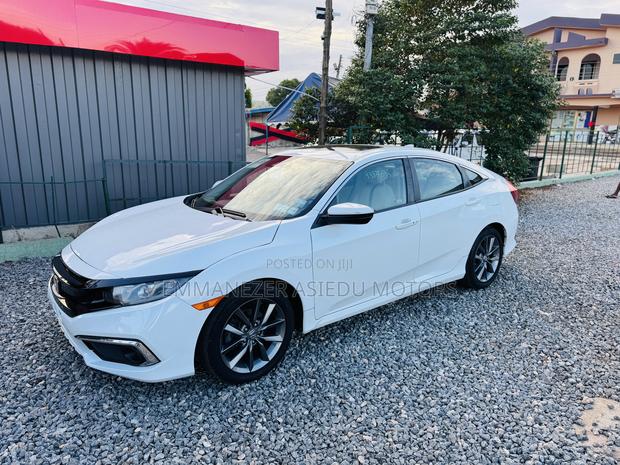 Honda Civic EX Sedan 2019 White