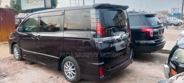 Toyota Voxy 2018 Black