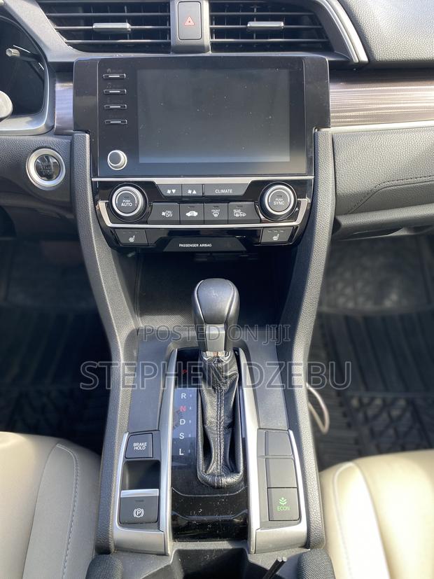 Honda Civic EX Sedan 2019 White