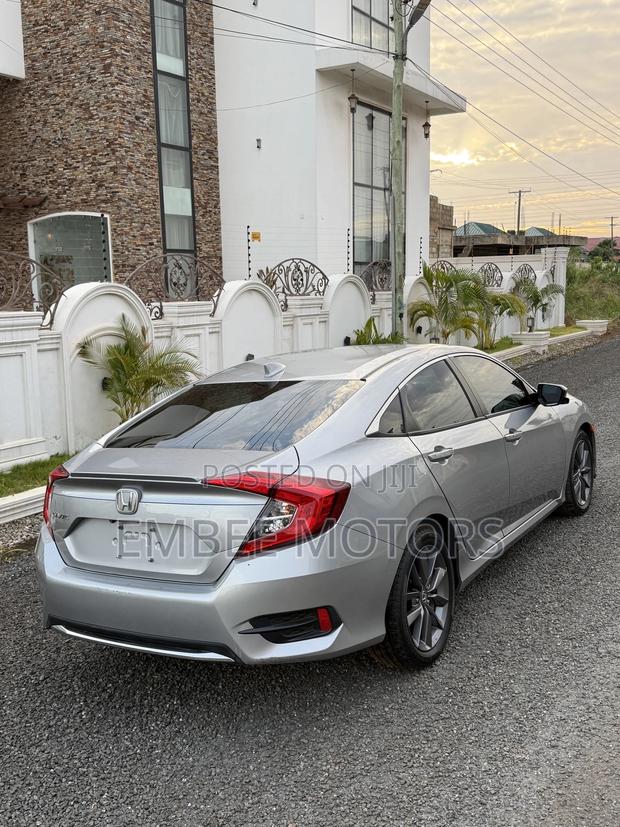 Honda Civic EX Sedan 2020 Silver