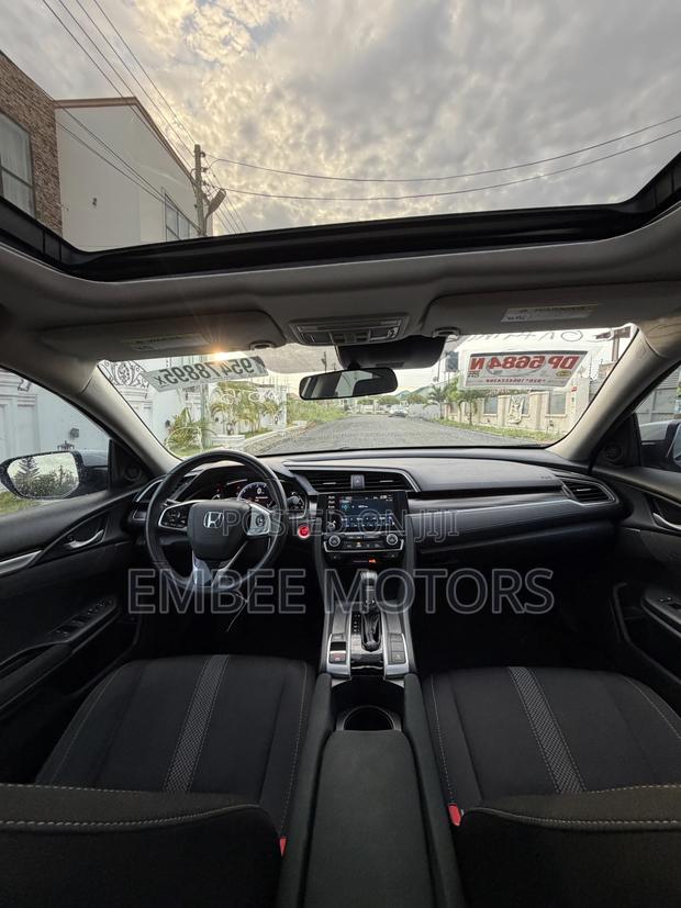 Honda Civic EX Sedan 2020 Silver