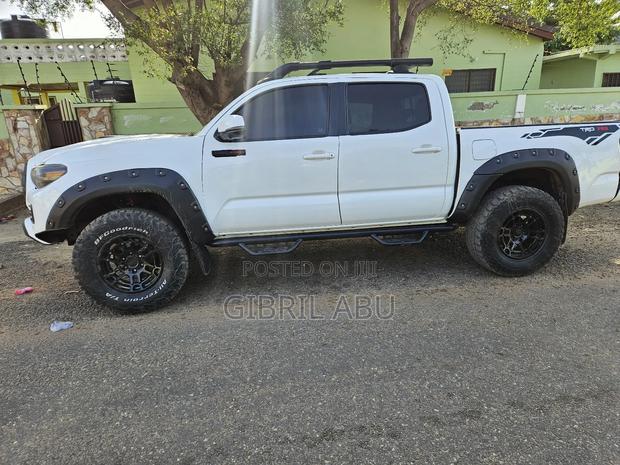 Toyota Tacoma TRD Pro 2019 White