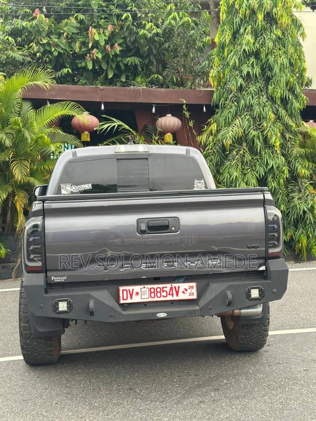 Toyota Tacoma TRD Sport 2022 Gray