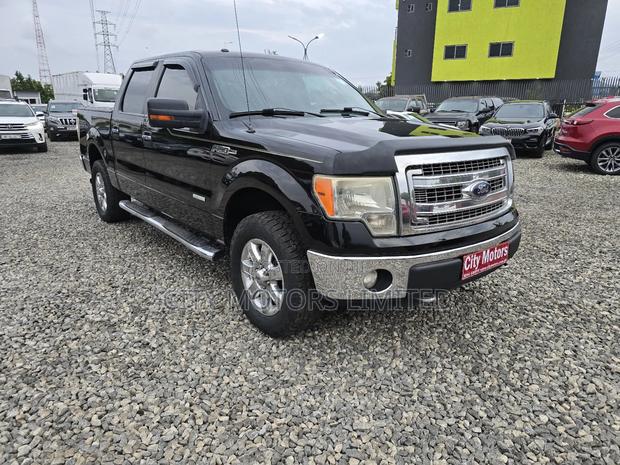 Ford F-150 XLT 2013 Black