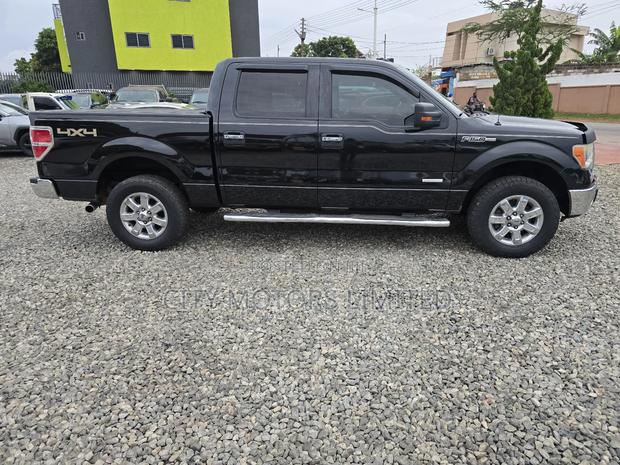Ford F-150 XLT 2013 Black