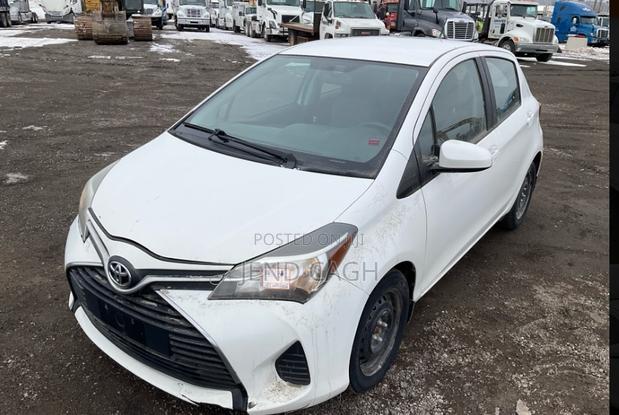 Toyota Yaris LE Hatchback 5dr 2016 Off white