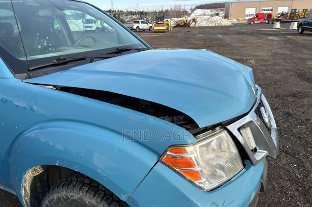 Nissan Frontier 2016 Blue