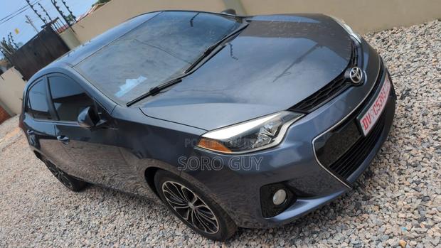 Toyota Corolla 2015 Gray
