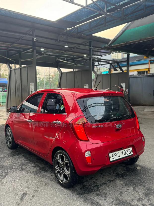Kia Morning 2013 Red