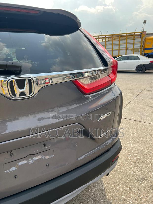 Honda CR-V Touring AWD 2019 Beige