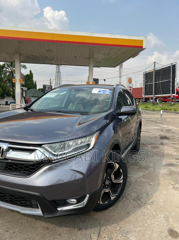 Honda CR-V Touring AWD 2019 Beige