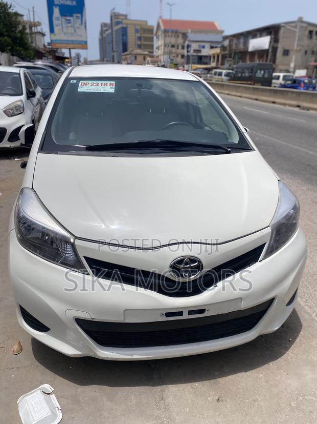 Toyota Yaris 2013 White