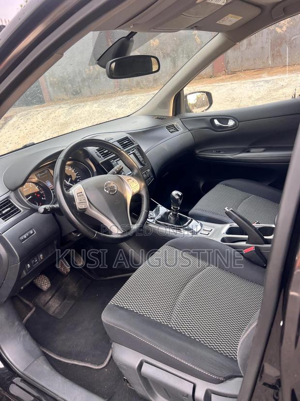 Nissan Pulsar 2016 Black