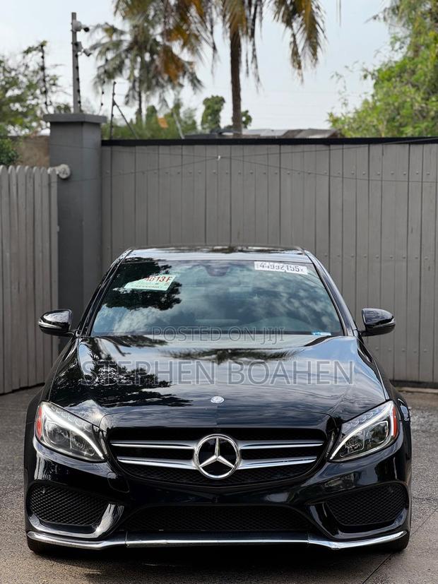 Mercedes-Benz C300 2017 Black