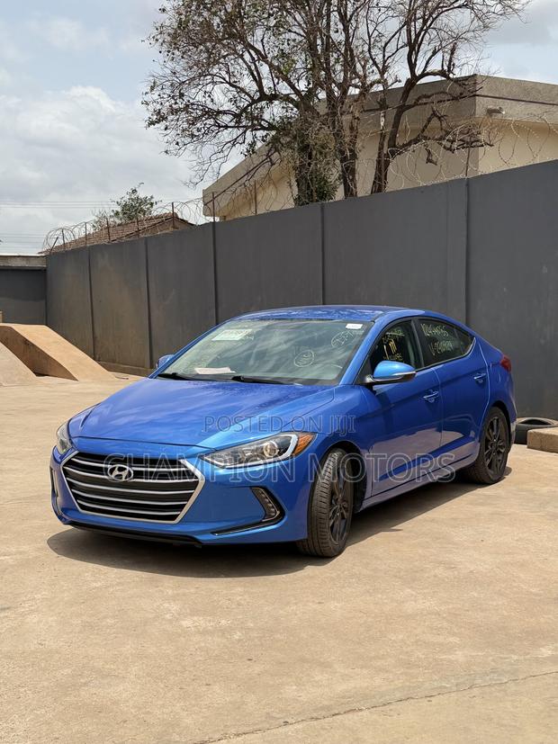 Hyundai Elantra 2016 Blue