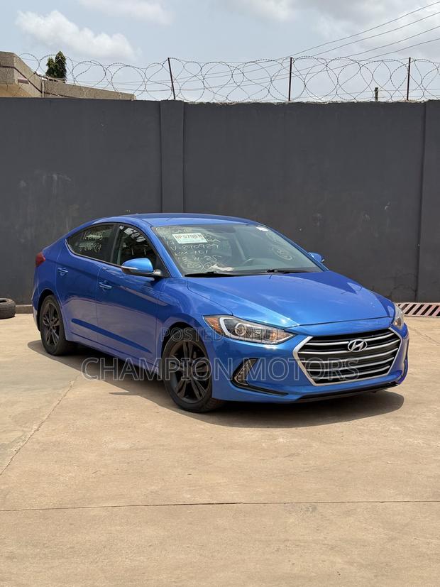 Hyundai Elantra 2016 Blue