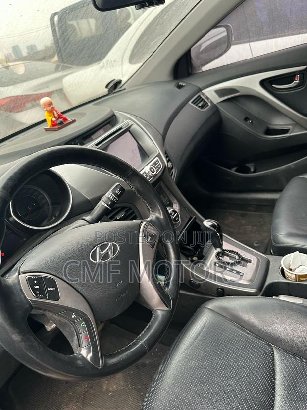 Hyundai Avante 2013 White