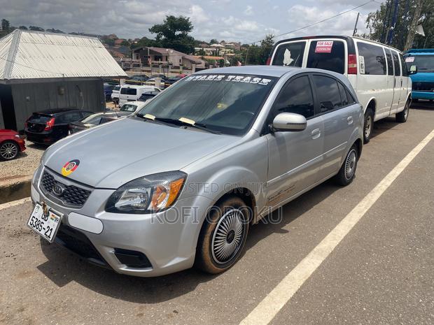 Kia Rio 2011 Silver