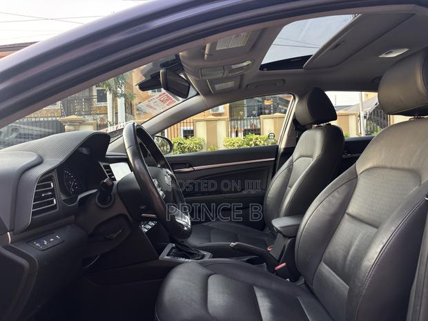 Hyundai Elantra Limited 2019 Blue