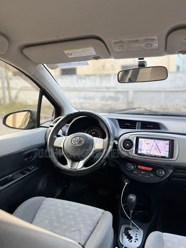 Toyota Vitz 1.5 FWD 3dr 2013 Black
