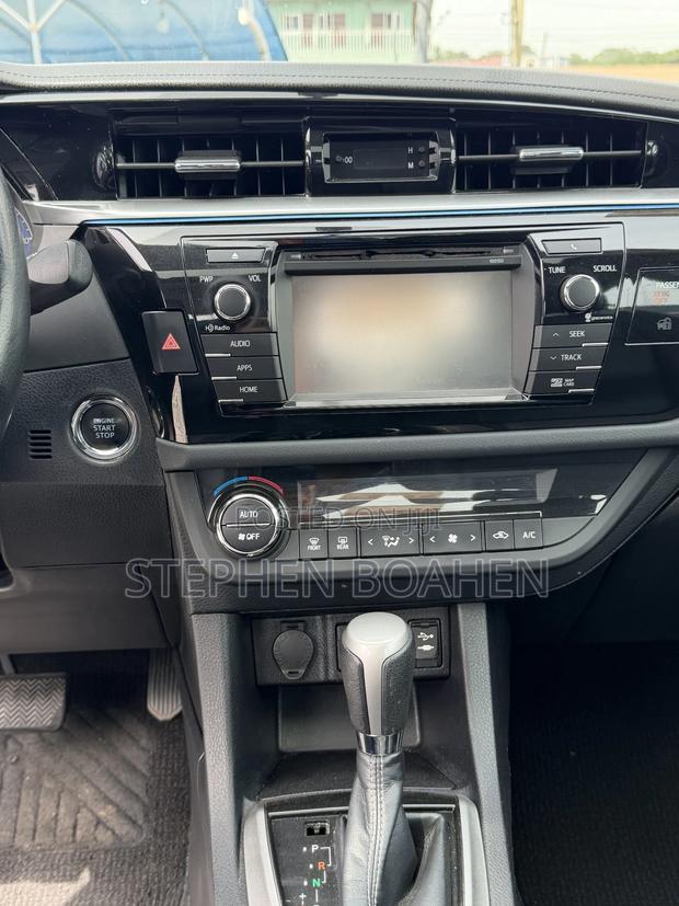 Toyota Corolla S 4dr Sedan (1.8L 4cyl CVT) 2016