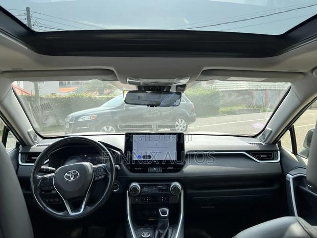 Toyota RAV4 Adventure AWD 2023 Silver