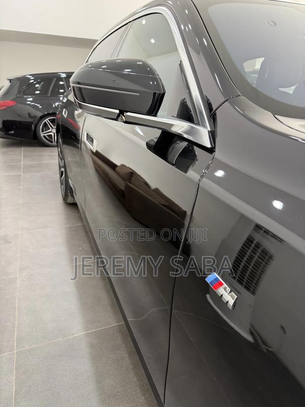 BMW i7 xDrive60 AWD 2023 Black