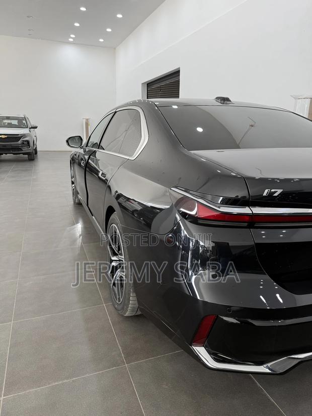 BMW i7 xDrive60 AWD 2023 Black
