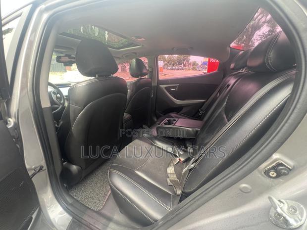 Hyundai Avante 2015 Gray